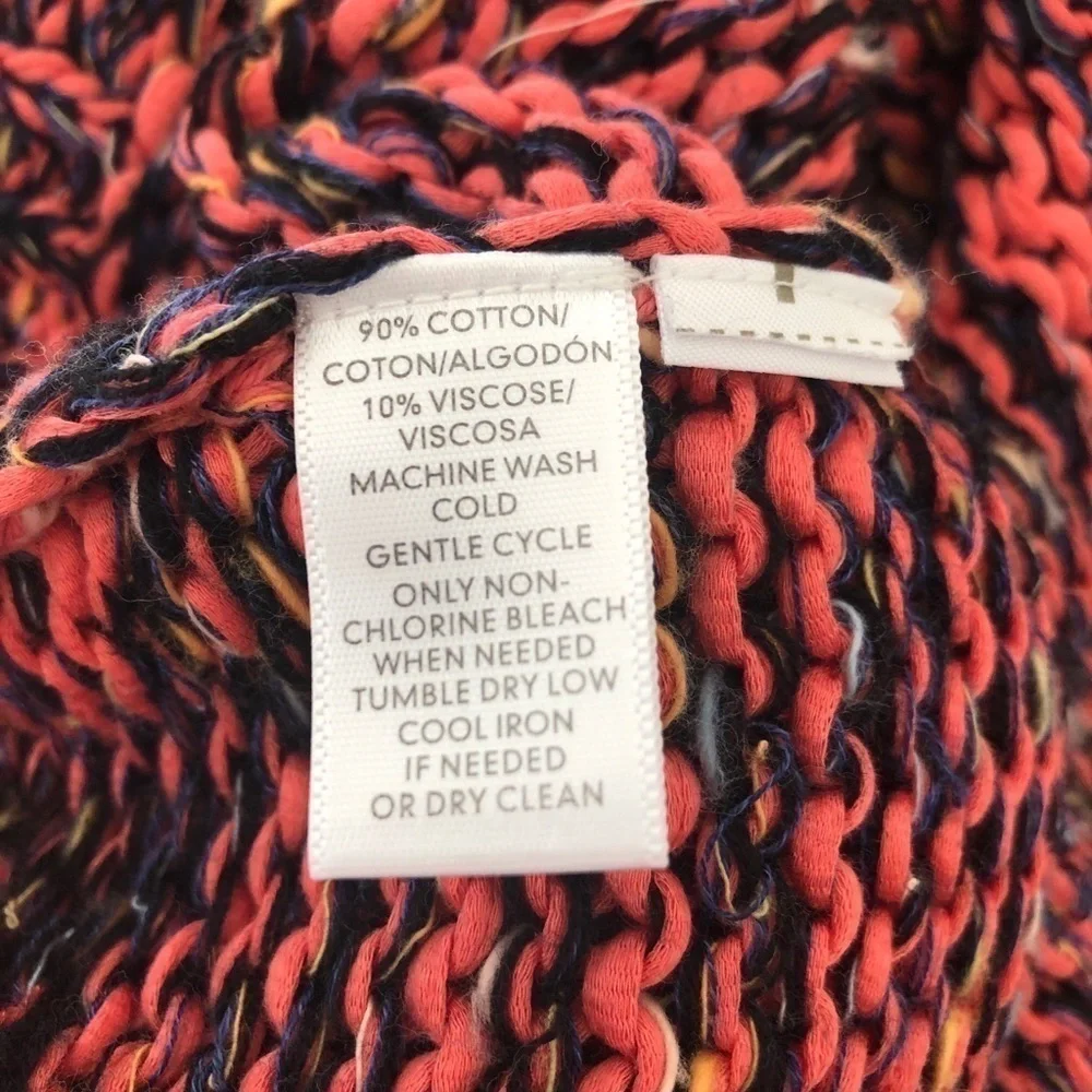 Loft sleeveless multi colored sweater￼